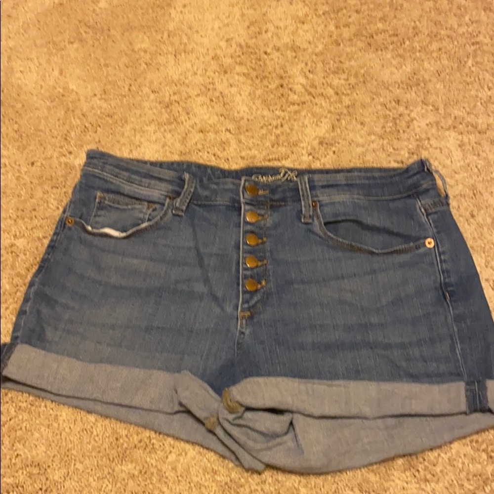 blue jean Universal Thread shorts